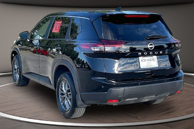 Certified 2026 Nissan Rogue S FWD image 10