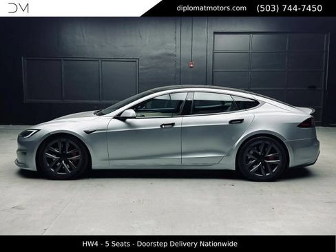 Used 2025 Tesla Model S Plaid AWD/4WD image 3