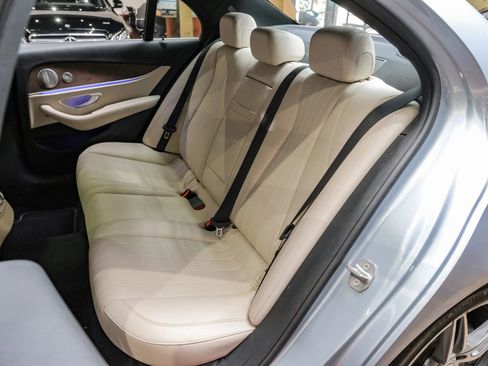 Used 2017 Mercedes-Benz E 300 image 37