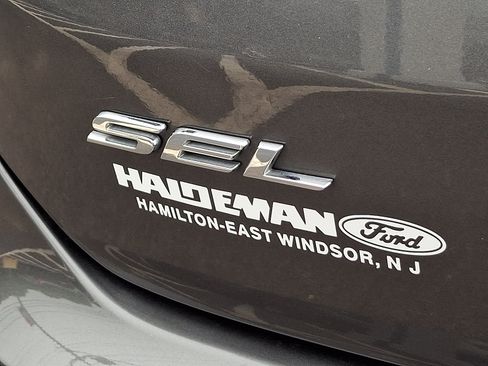 Certified 2024 Ford Edge SEL AWD/4WD image 29