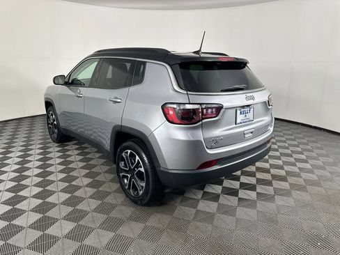 Used 2022 Jeep Compass Limited AWD/4WD image 3