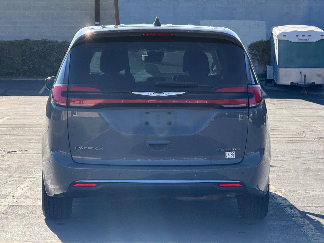 Used 2022 Chrysler Pacifica Touring-L FWD image 4