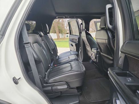 Used 2020 Ford Expedition Limited AWD/4WD image 37