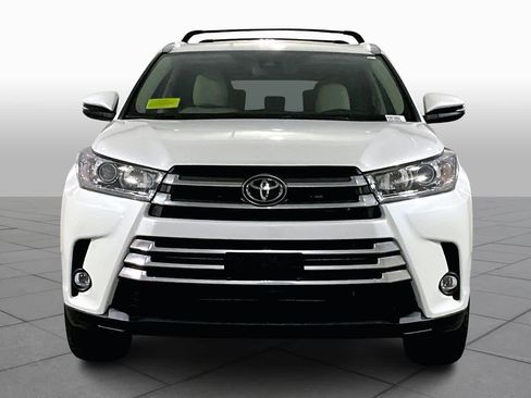 Used 2019 Toyota Highlander Limited image 5