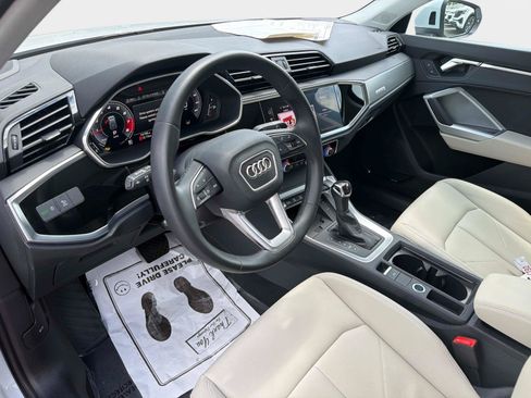 Used 2025 Audi Q3 2.0T Premium Plus AWD/4WD image 18