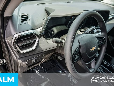 Used 2026 Chevrolet TrailBlazer LT AWD/4WD image 36