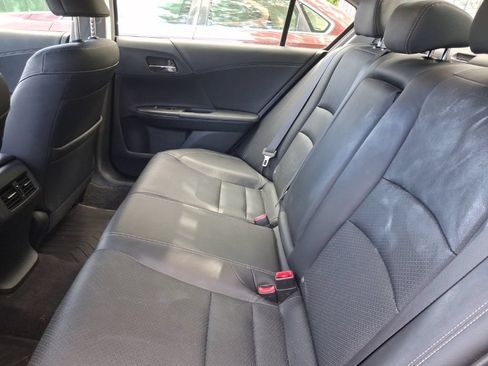 Certified 2017 Honda Accord Touring image 27