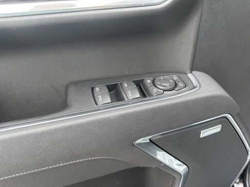 Used 2026 Chevrolet Silverado 1500 LTZ AWD/4WD image 13