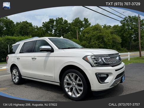 Used 2018 Ford Expedition Platinum AWD/4WD image 1
