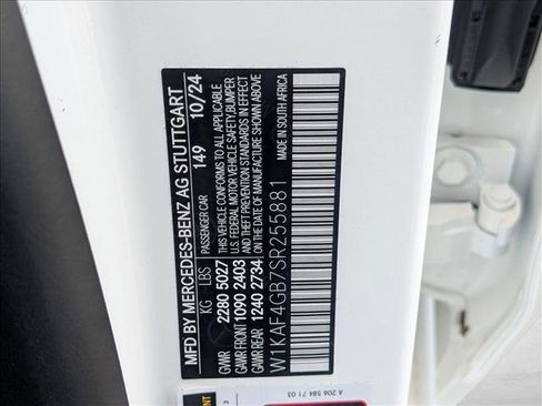 Certified 2025 Mercedes-Benz C 300 Sedan image 23