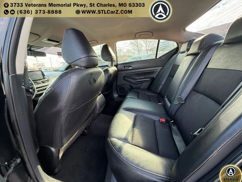 Used 2022 Nissan Altima 2.5 SR image 9