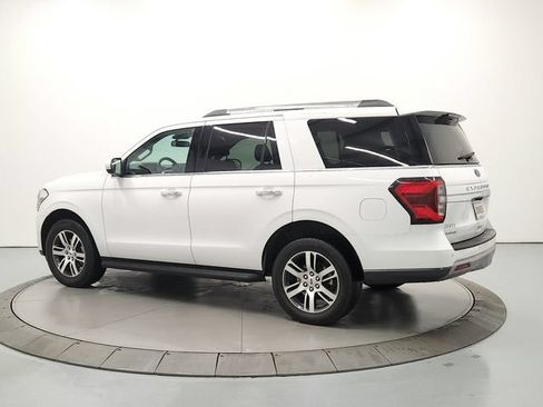 Used 2024 Ford Expedition Limited RWD image 5