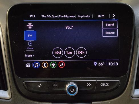 Used 2022 Chevrolet Malibu LT FWD image 25