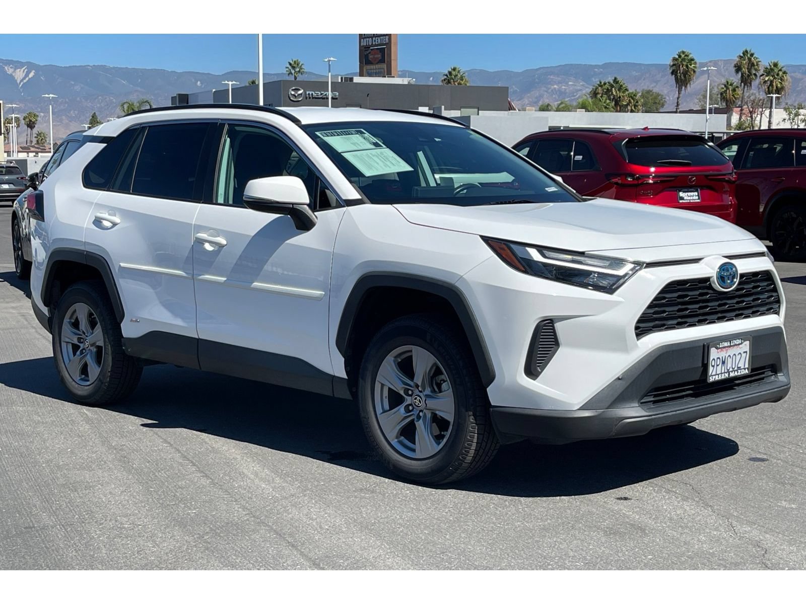 Used 2023 Toyota RAV4 LE AWD/4WD image 9