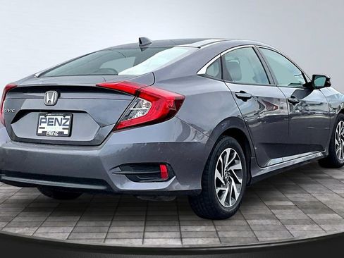 Used 2017 Honda Civic EX image 6