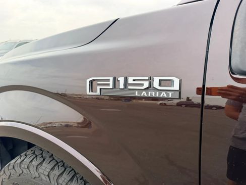 Used 2019 Ford F150 Lariat w/ Equipment Group 502A Luxury AWD/4WD image 20
