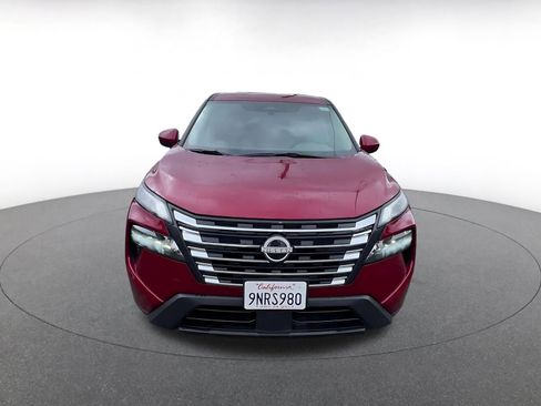 Used 2025 Nissan Rogue SV image 4