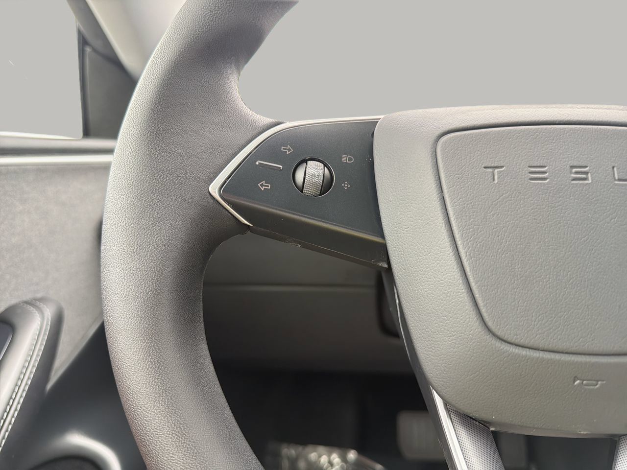 Used 2025 Tesla Model 3 RWD image 26