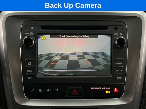 Used 2016 GMC Acadia SLE FWD image 21