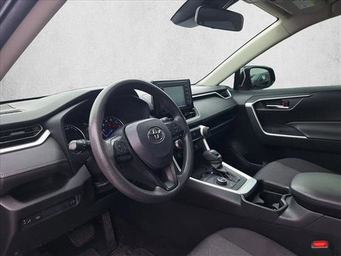 Certified 2019 Toyota RAV4 XLE image 8