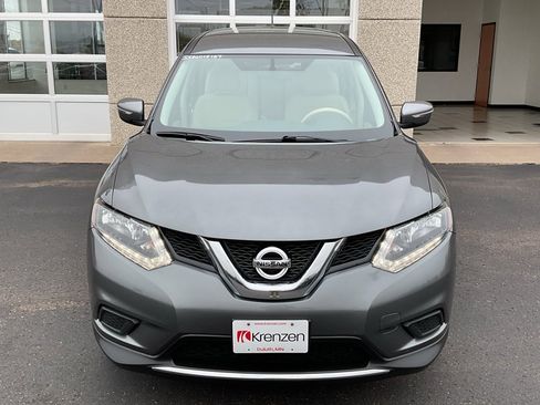 Used 2015 Nissan Rogue S image 2