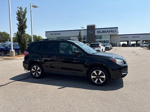 Used 2018 Subaru Forester 2.5i Premium AWD/4WD image 1