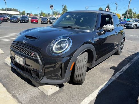 Used 2022 MINI Cooper S FWD image 3
