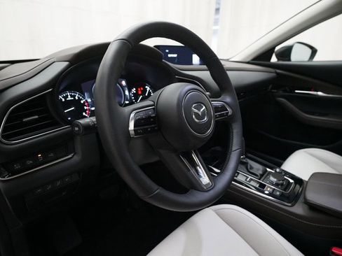 Used 2025 MAZDA CX-30 2.5 Turbo w/ Premium Plus Pkg image 8