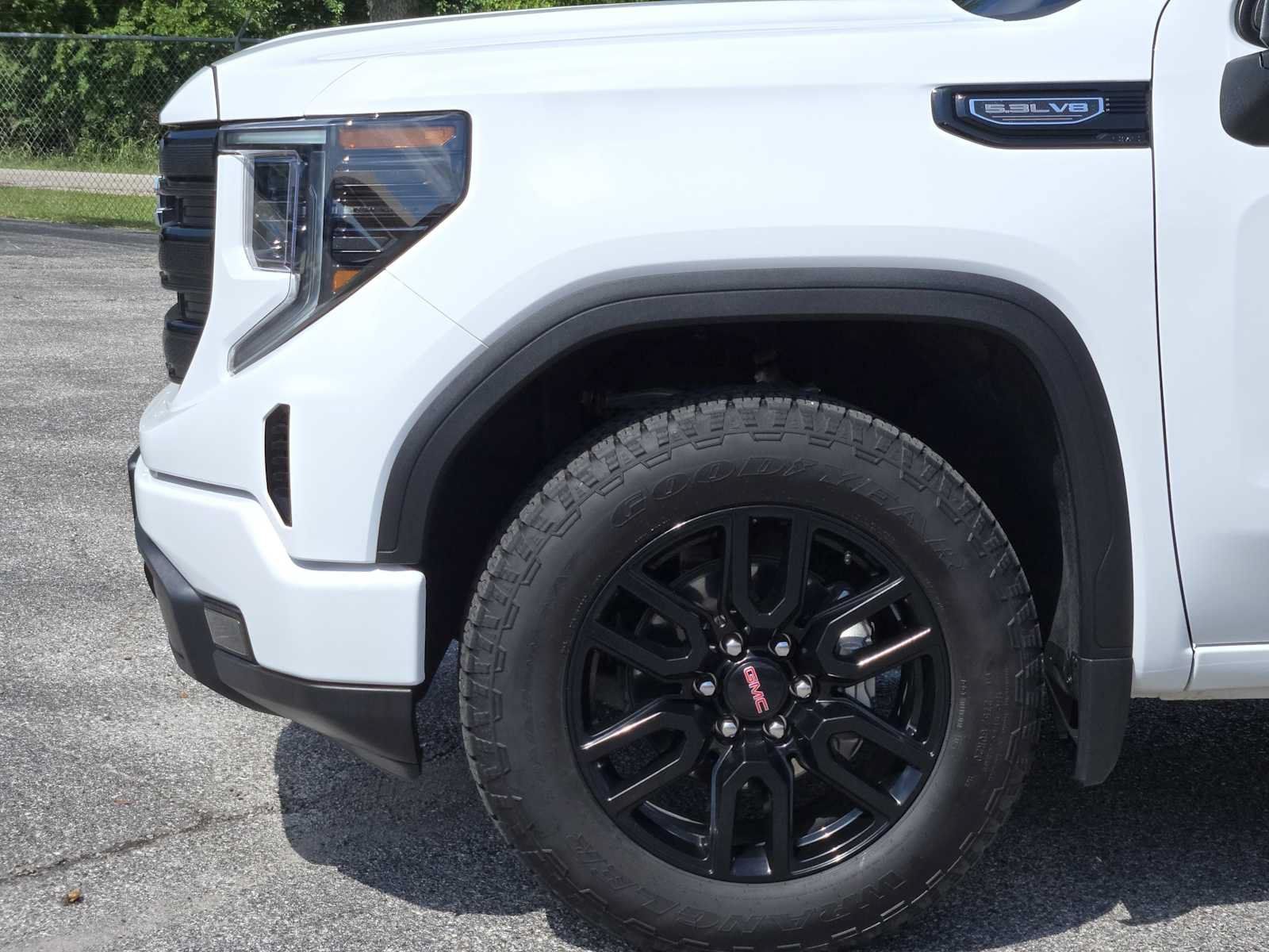 Certified 2024 GMC Sierra 1500 Elevation w/ X31 Off-Road Package AWD/4WD image 8