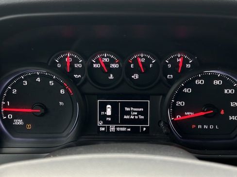 Used 2019 Chevrolet Silverado 1500 Custom Trail Boss w/ Custom Convenience Package image 30