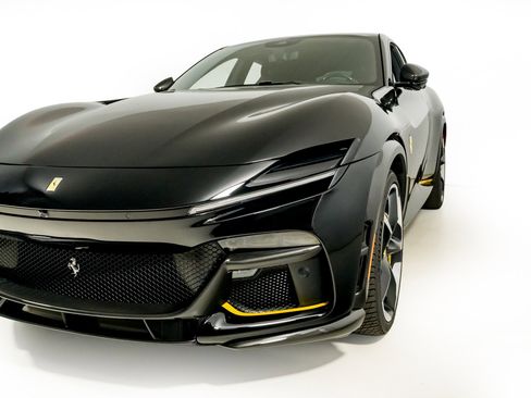 Used 2024 Ferrari Purosangue image 38