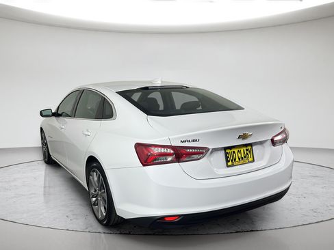 Used 2022 Chevrolet Malibu LT FWD image 10