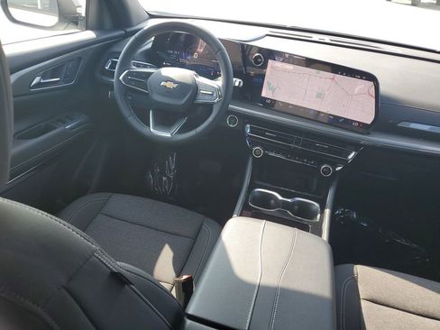 New 2026 Chevrolet Traverse LT w/ Driver Confidence Package image 12