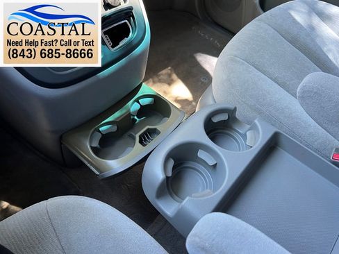 Used 2006 Kia Sedona LX FWD image 36