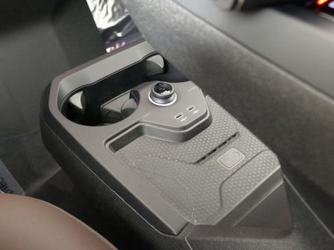 Used 2025 BMW iX xDrive50 w/ Premium Package image 62