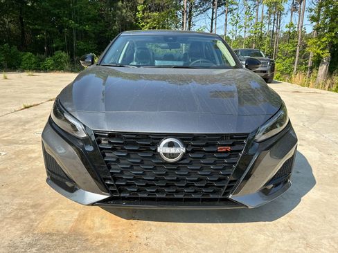 New 2026 Nissan Altima 2.5 SR image 2