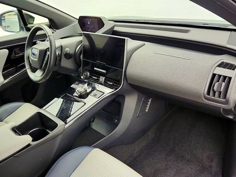 Used 2023 Subaru Solterra AWD image 23