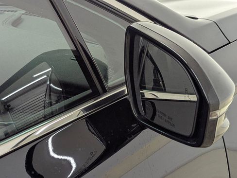 Used 2017 Lincoln MKC Reserve image 21