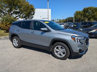 Used 2024 GMC Terrain SLE