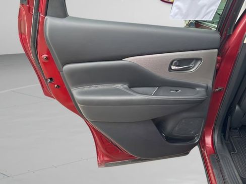 Used 2022 Nissan Murano SV image 17