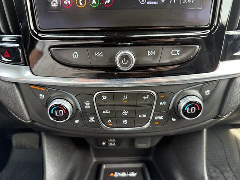 Used 2023 Chevrolet Traverse Premier w/ Redline Edition image 30