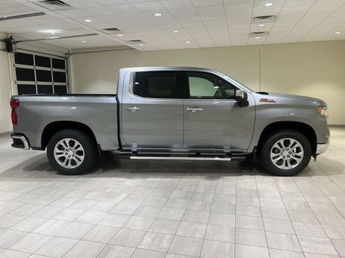 New 2026 Chevrolet Silverado 1500 LTZ w/ Z71 Off-Road Package AWD/4WD image 6