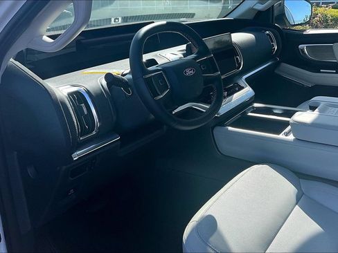 New 2027 Ford Expedition Max Platinum RWD image 6