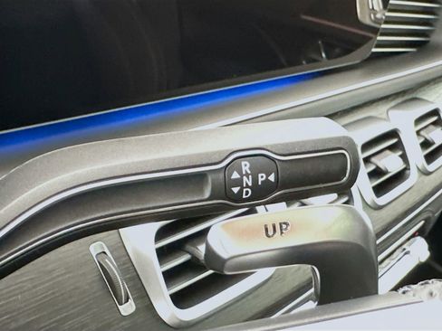 New 2026 Mercedes-Benz GLE 63 AMG S image 18