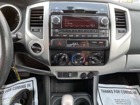Used 2012 Toyota Tacoma 4x4 Double Cab w/ SR5 Pkg image 13