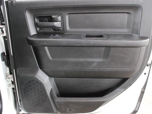 Used 2018 RAM 2500 Tradesman w/ Popular Equipment Group AWD/4WD image 17