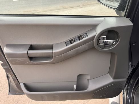 Used 2012 Nissan Xterra S w/ Value Package image 14