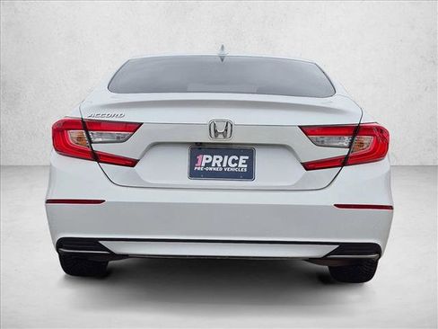 Used 2018 Honda Accord LX image 3
