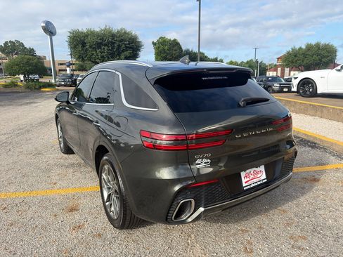 Used 2025 Genesis GV70 2.5T AWD/4WD image 7