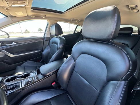 Used 2019 Kia Stinger Premium image 22